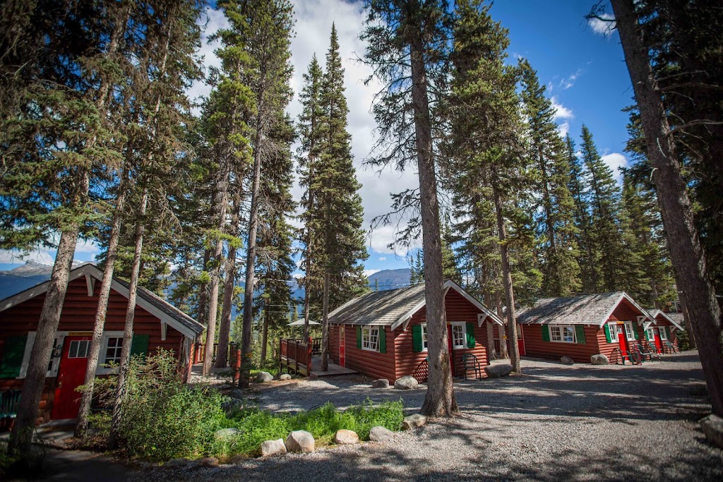 Paradise Lodge & Bungalows | 105 Lake Louise Dr, Lake Louise, AB T0L 1E0, Canada | Phone: (403) 522-3595