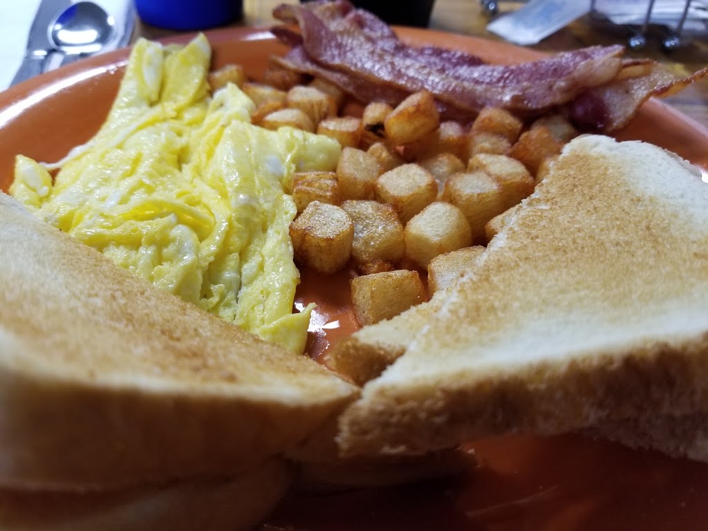 Augies Sunrise Diner | 8207 Niagara Falls Blvd, Niagara Falls, NY 14304, USA | Phone: (716) 298-4288