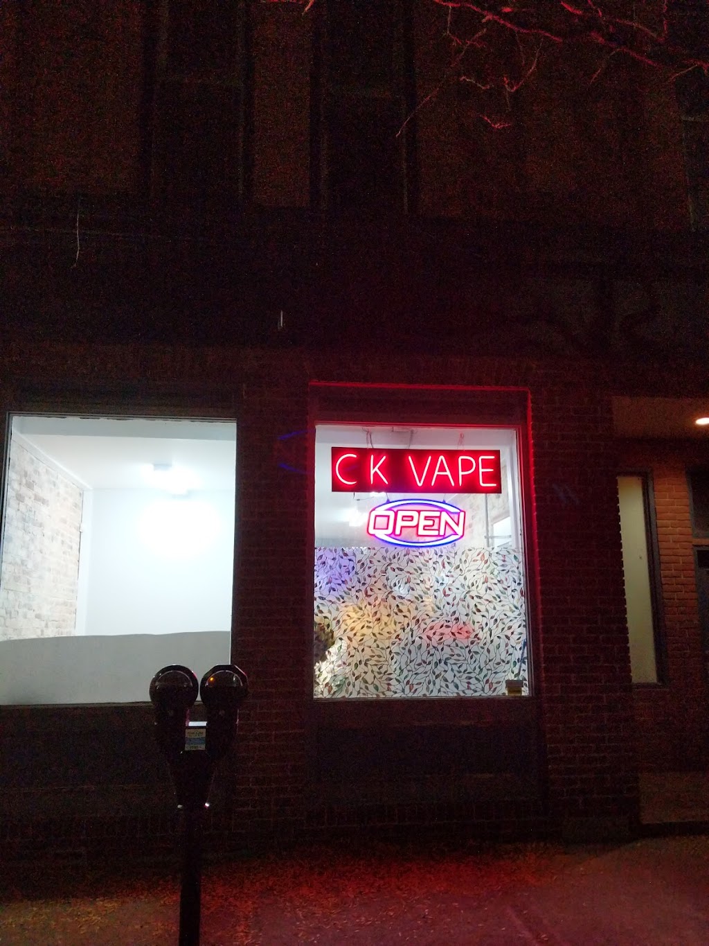 CK Vape | 244 Division St 238 45, Cobourg, ON K9A 3P8, Canada | Phone: (905) 372-6355