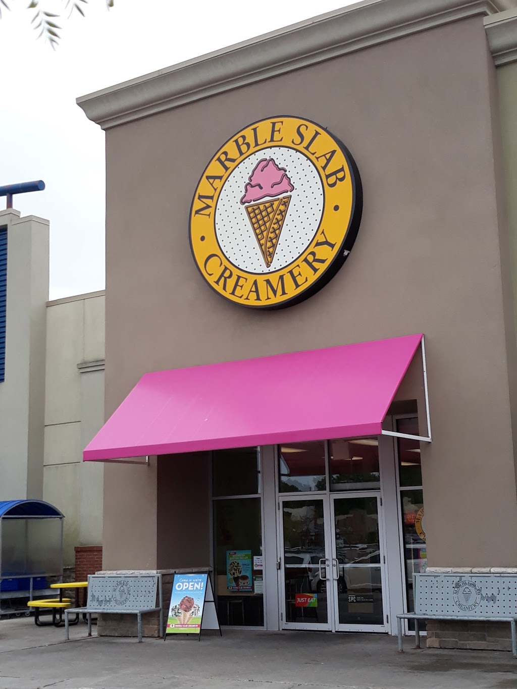 Marble Slab Creamery | North Centre Road, 50 Masonville Crescent, London, ON N5X 3W1, Canada | Phone: (519) 850-5200