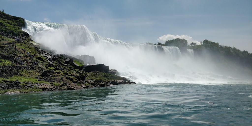 Maid of the Mist Boat Tour | 1 Prospect St, Niagara Falls, NY 14303, USA | Phone: (716) 284-8897