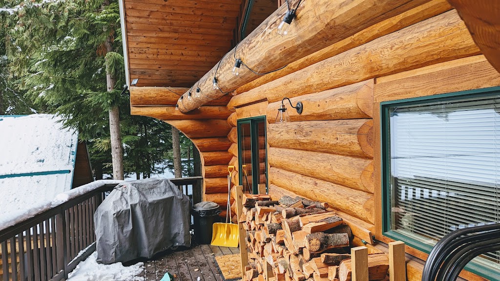 Little Eagles Cabin | Sunshine Valley, BC V0X 1L0, Canada | Phone: (778) 779-2939