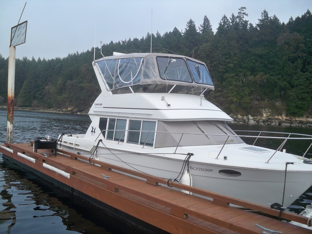 Boat Tops,Upholstery | 6107 Kirsten Dr, Nanaimo, BC V9V 1J7, Canada | Phone: (250) 986-9397