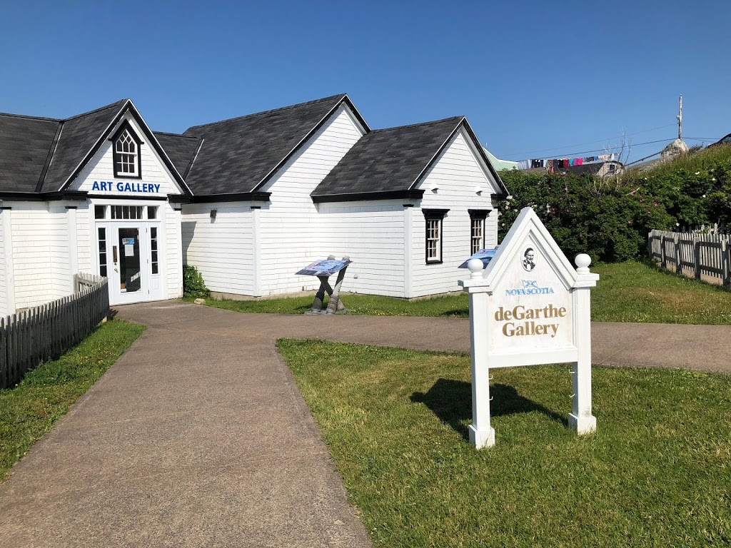 William deGarthe Art Gallery | 109 Peggys Point Rd, Peggys Cove, NS B3Z 3S1, Canada | Phone: (902) 823-2256