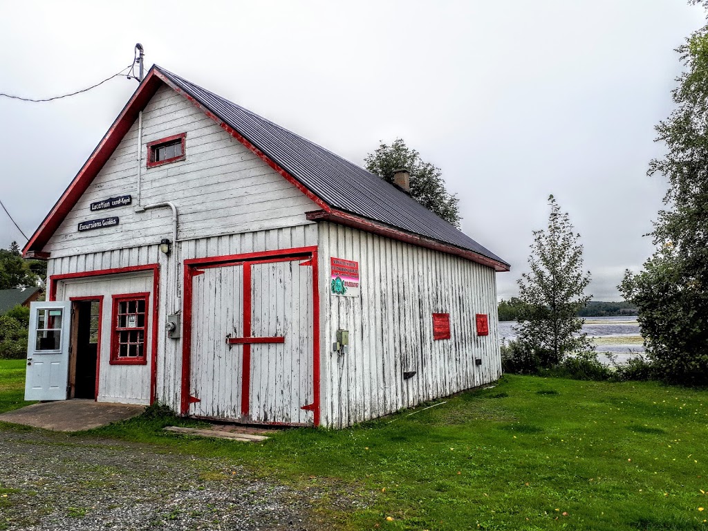 Croisières Centre-Mauricie | Quai municipal de 1H0, Grandes-Piles, QC G0X 1H0, Canada | Phone: (819) 690-2144