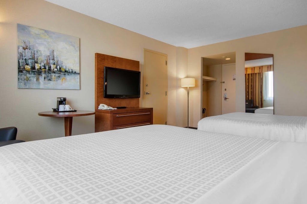 Quality Hotel Centre de Congrès | 725 Boulevard du Séminaire N, Saint-Jean-sur-Richelieu, QC J3B 8H1, Canada | Phone: (450) 348-7376