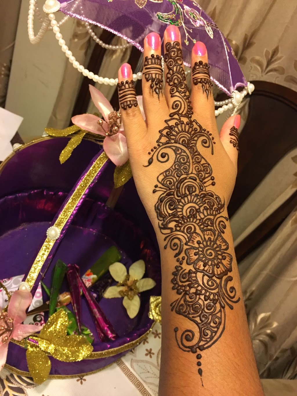 Nasrin Henna Design | 122 Linden Ave, Scarborough, ON M1K 3H8, Canada | Phone: (647) 852-2808