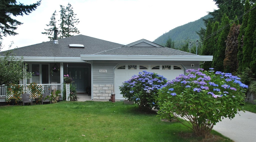 Madeira Park Bed and Breakfast | 5175 Wesjac Rd, Madeira Park, BC V0N 2H1, Canada | Phone: (604) 883-2416