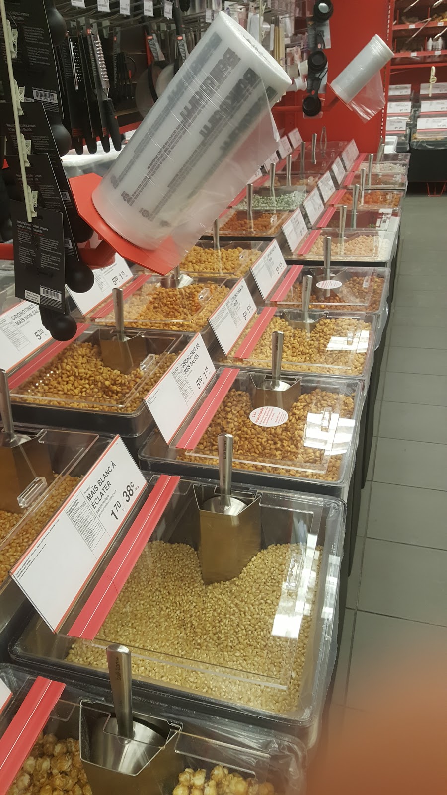 Bulk Barn | 564 Voie de Desserte, Saint-Constant, QC J5A 2S6, Canada | Phone: (450) 638-9185