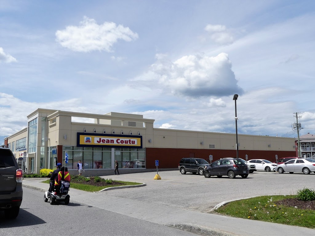 PJC Jean Coutu | 445 Rue King E, Sherbrooke, QC J1G 1B6, Canada | Phone: (819) 563-1212