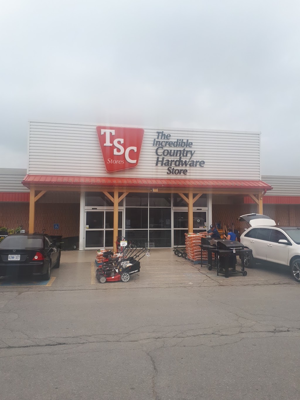 TSC Stores | 121 Concession St E, Tillsonburg, ON N4G 4W4, Canada | Phone: (519) 842-7001