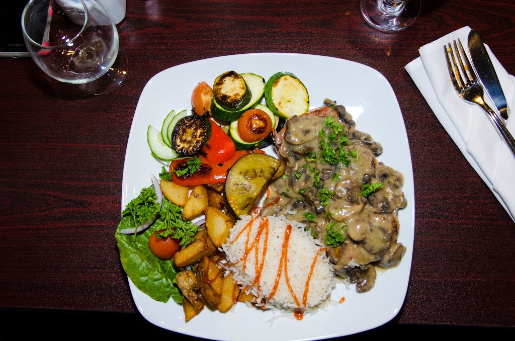 St. George Restaurant | 665 King St N, Waterloo, ON N2J 4G8, Canada | Phone: (519) 729-0020