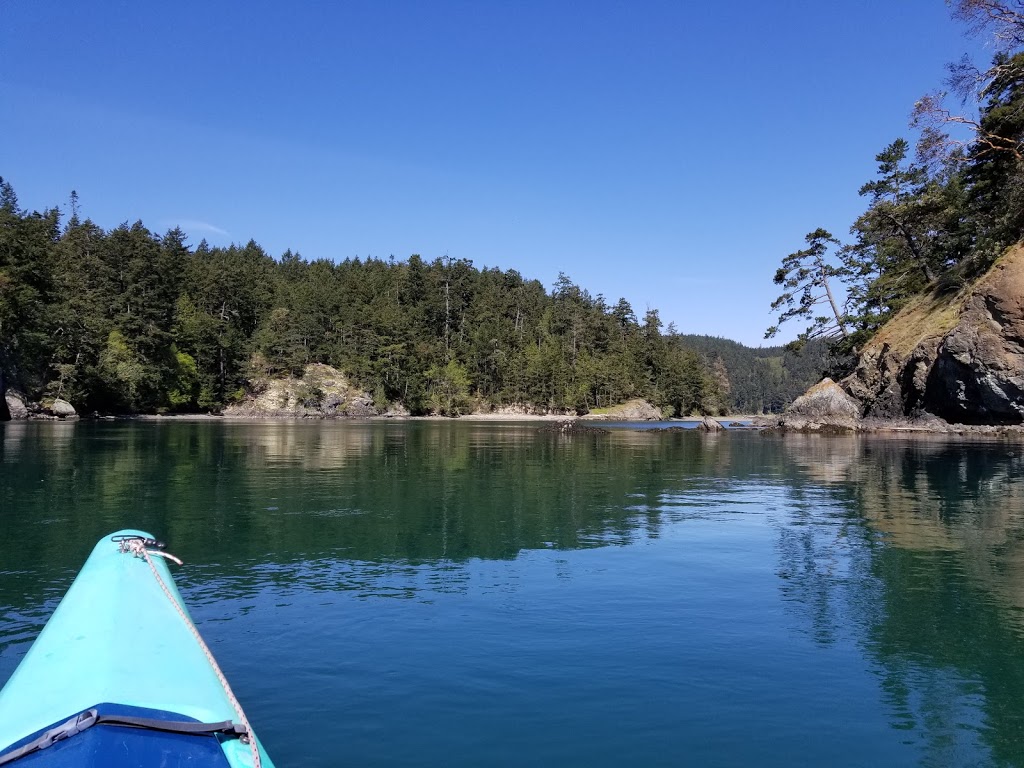 Tugboat beach | 5103 Croatian Way, Anacortes, WA 98221, USA | Phone: (360) 293-2001