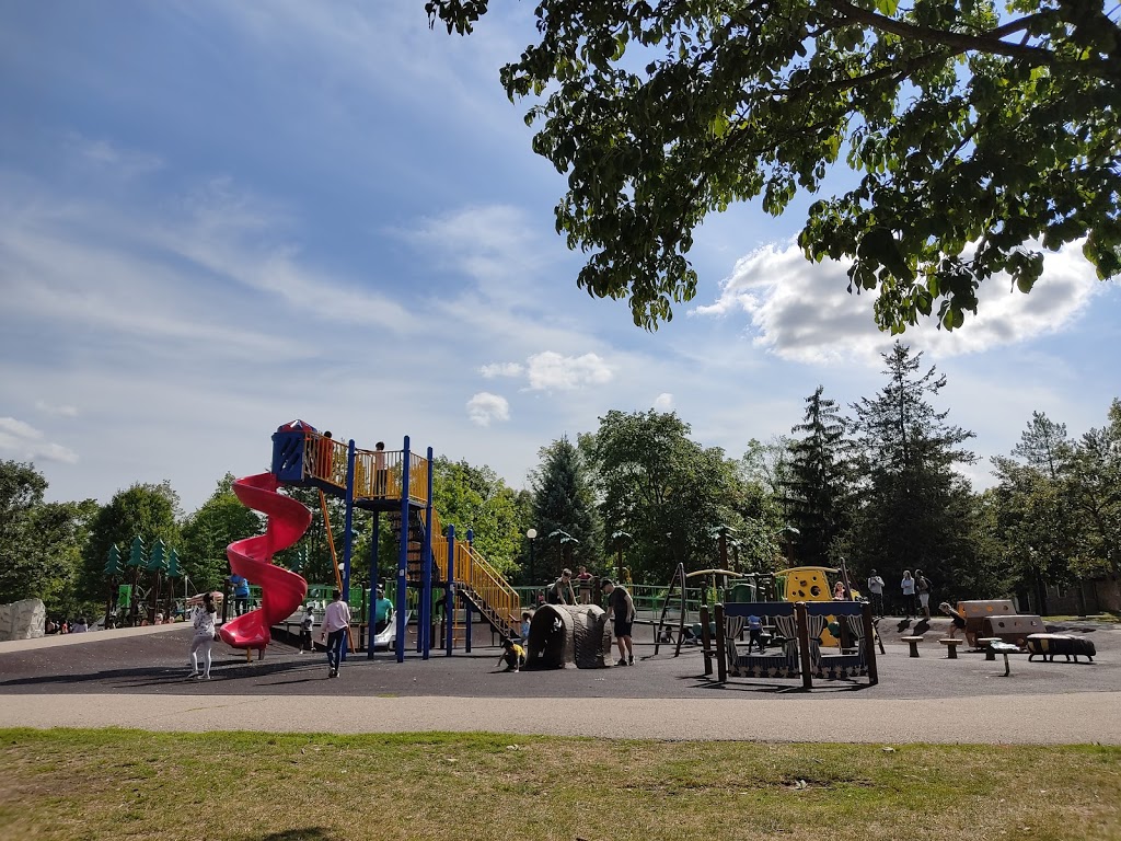 Victoria Park - Creative playground | Victoria Park, Kitchener, ON N2G, Canada | Phone: (519) 741-2345