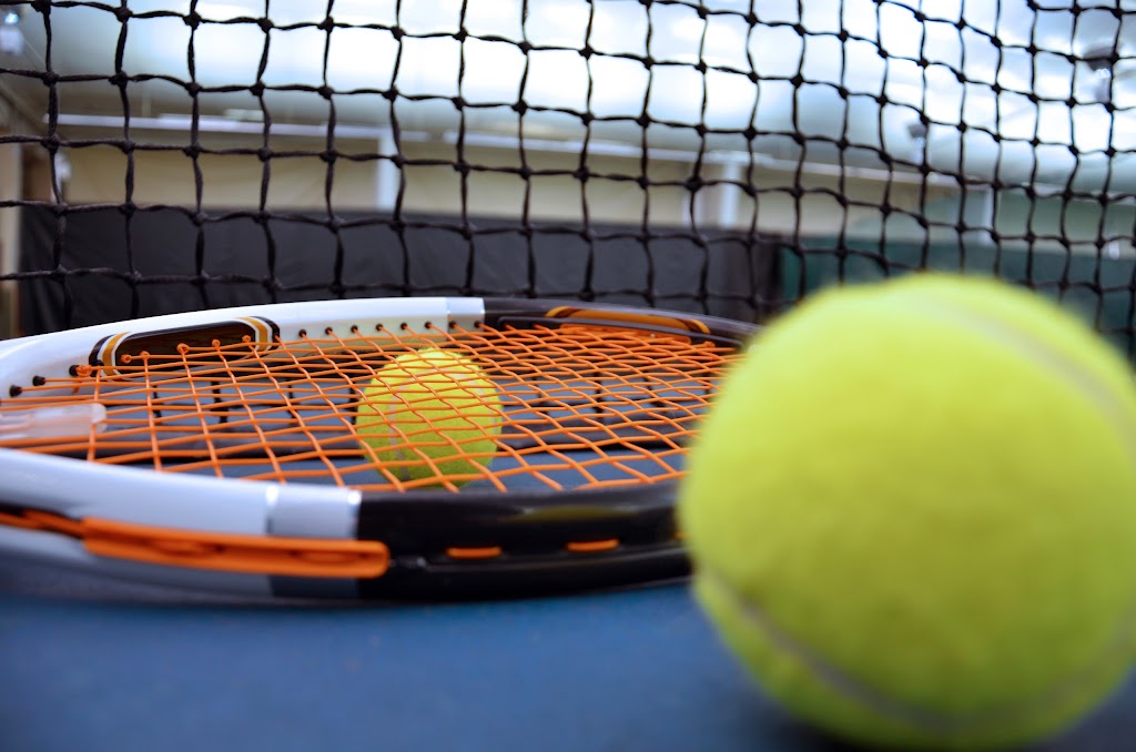 Tennis 13 Fitness | 1013 Autoroute 13, Laval, QC H7W 4V3, Canada | Phone: (450) 687-9913