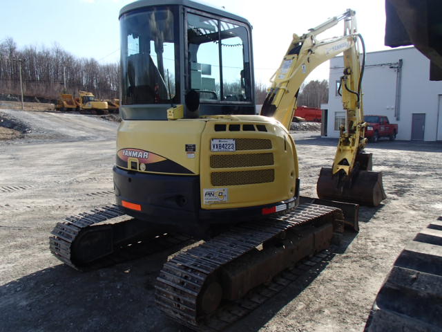 Equipements Pinso Ltée (Les) -Kobelco | 520 Rue de la Rivière, Cowansville, QC J2K 3G6, Canada | Phone: (450) 266-5000