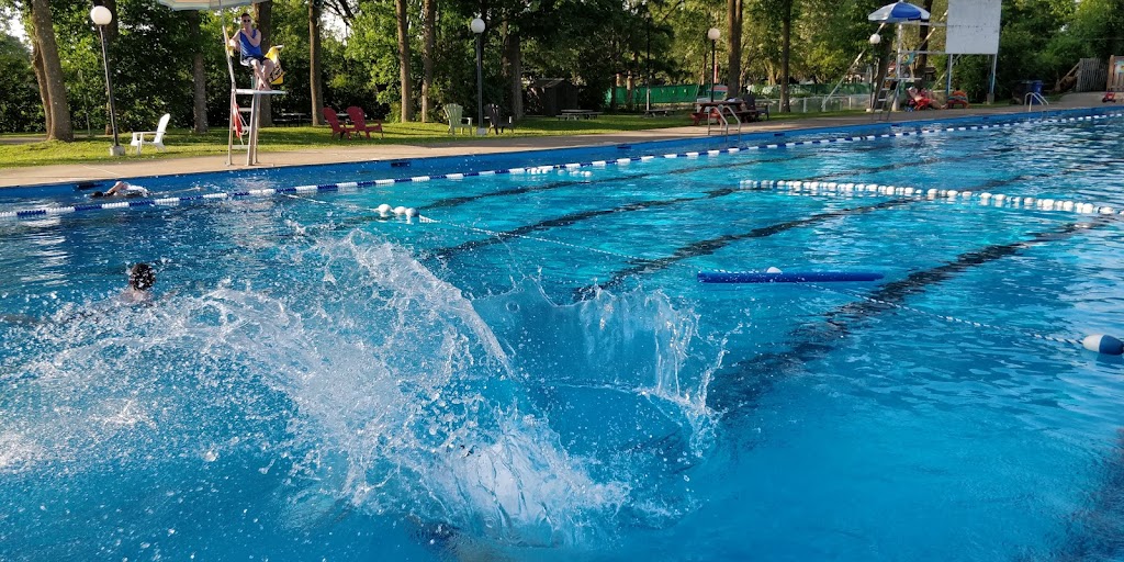 Westpark swimming pool | 100 Rue Wilson, Dollard-des-Ormeaux, QC H9A 1W5, Canada | Phone: (514) 685-2620