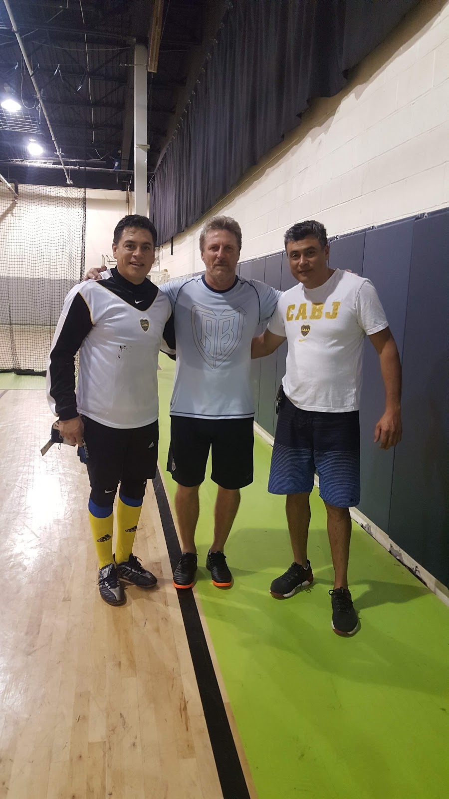La Liga Indoor Soccer | 1107 Finch Ave W, North York, ON M3J 2P7, Canada | Phone: (416) 665-1107