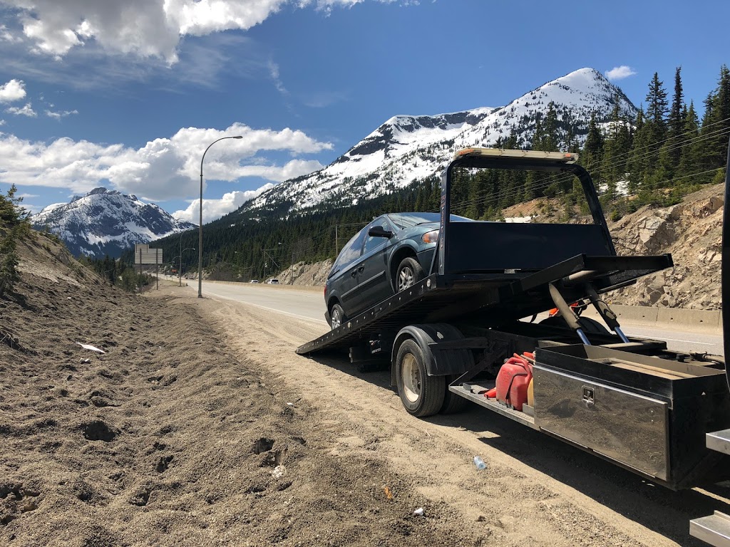 Hope Towing Ltd | 1060 5th Ave, Hope, BC V0X 1L4, Canada | Phone: (604) 869-3444