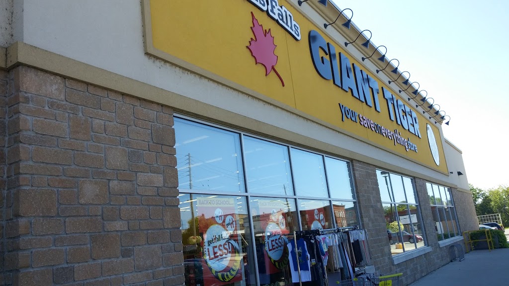 Giant Tiger | 29 Chambers St, Smiths Falls, ON K7A 2Y3, Canada | Phone: (613) 283-2295