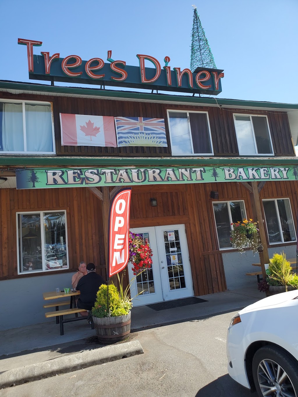 Trees Restaurant & Bakery | 1385 Alberni Hwy, Parksville, BC V9P 0B2, Canada | Phone: (250) 586-2226