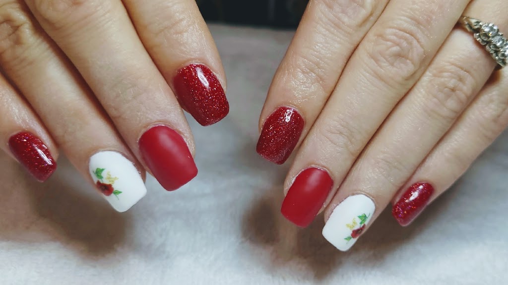 Three Trees Nail Salon | 242 2 St NE, Altona, MB R0G 0B0, Canada | Phone: (204) 304-1538