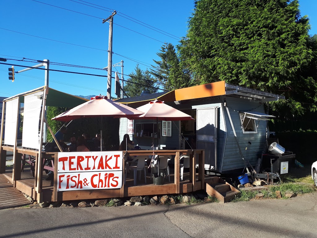 John fish& chips | 259 Hot Springs Rd, Harrison Hot Springs, BC V0M 1K0, Canada | Phone: (604) 997-7456