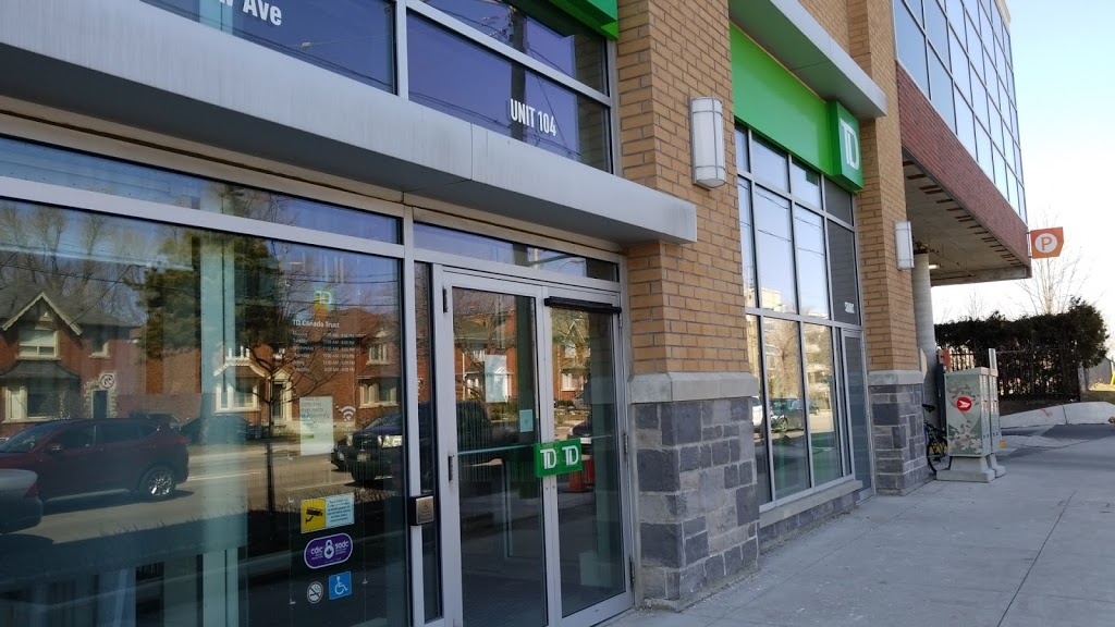 TD Bank – Help & Advice Centre | 1870 Bayview Ave Unit 104, Toronto, ON M4G 0C3, Canada | Phone: (416) 445-6146