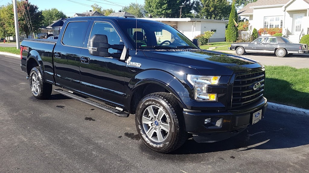 Lavoie Auto Detailing | 1250 Rue Saint-François-Xavier, Saint-Césaire, QC J0L 1T0, Canada | Phone: (450) 775-7272