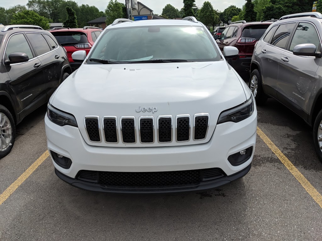 Racicot Chrysler | 462 Sandwich St S, Amherstburg, ON N9V 3R2, Canada | Phone: (519) 736-2181