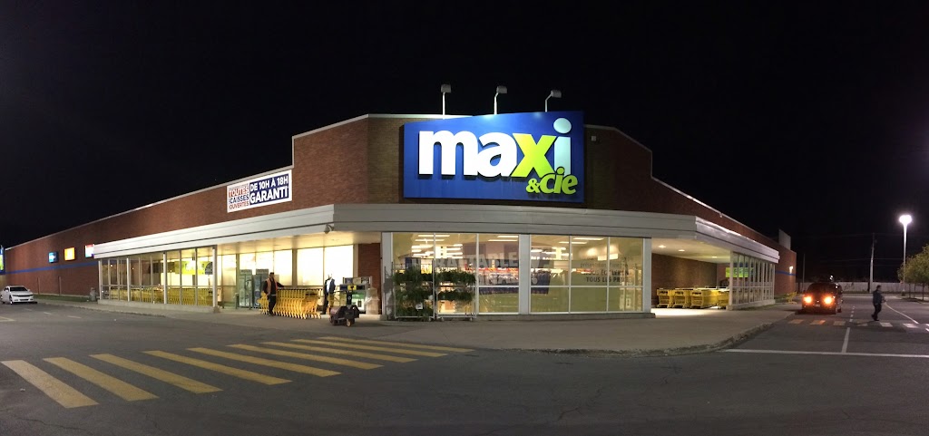 Maxi Laval Laurentides | 2090 Boulevard des Laurentides, Laval, QC H7M 2Y6, Canada | Phone: (450) 663-3999