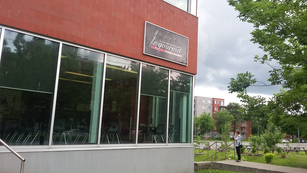 École Calixa-Lavallé | 4500 Boul Henri-Bourassa E, Montréal-Nord, QC H1H 0A6, Canada | Phone: (514) 955-4555