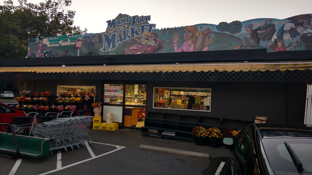 Mt. Douglas Market | 4101 Shelbourne St, Victoria, BC V8N 3E8, Canada | Phone: (250) 477-1634