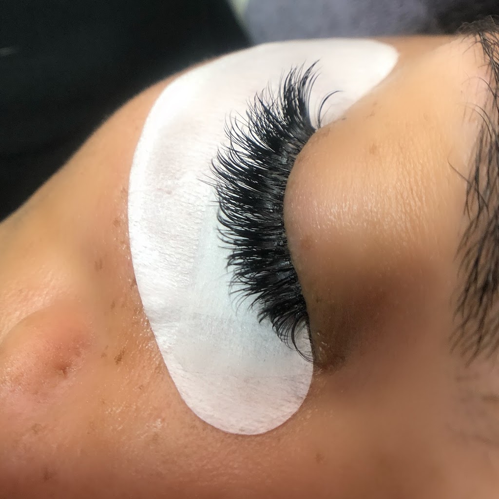 Amplifeye Lash Studio | 20 Boston Crescent, Hamilton, ON L8T 4N2, Canada | Phone: (289) 442-4256