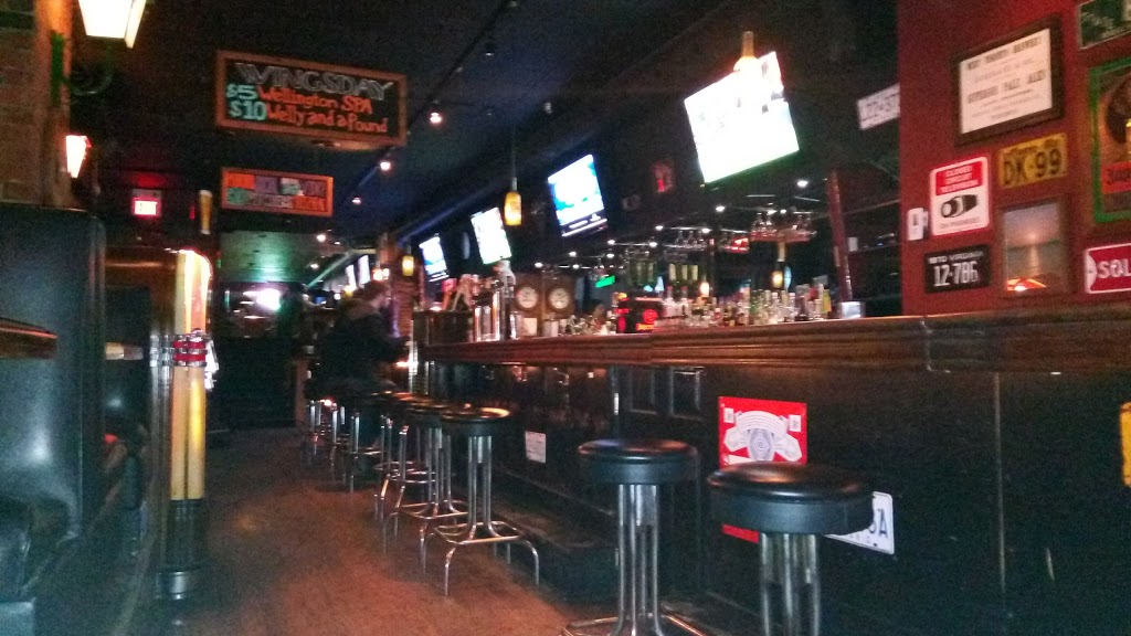 Duffys Tavern | 1238 Bloor Street West, Toronto, ON M6H 1N3, Canada | Phone: (416) 628-0330