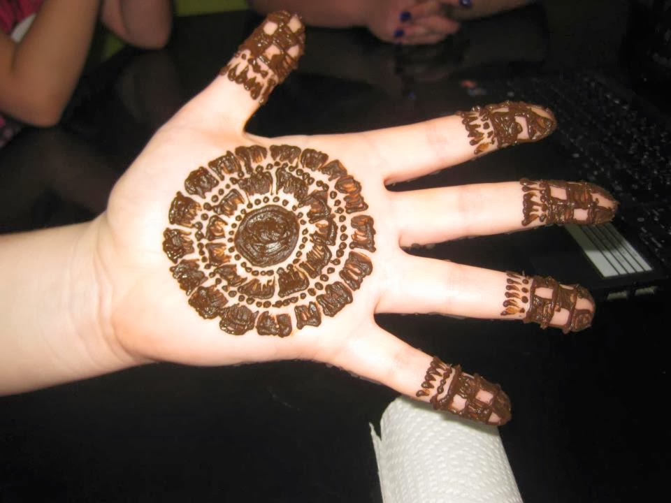 Fatima Henna/Mehndi and Dholki Services | 724 Balmoral Dr, Brampton, ON L6T 1X4, Canada | Phone: (647) 852-6279