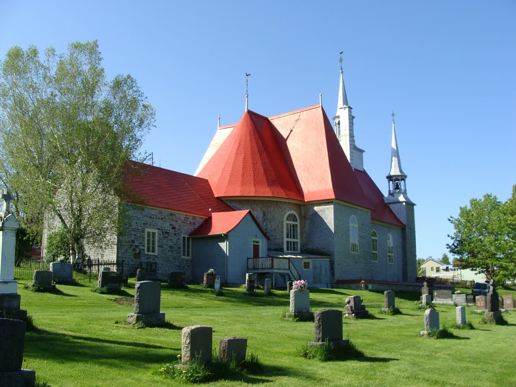 Église Sainte-Famile-de-lîle-dOrléans | 3894 Chemin Royal, Sainte-Famille, QC G0A 3P0, Canada