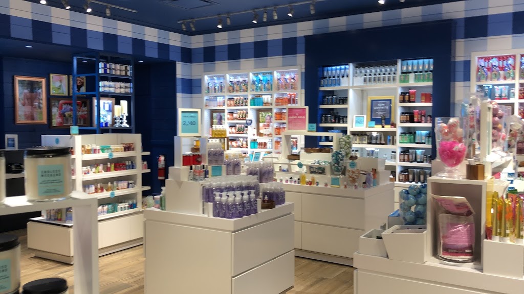 Bath & Body Works | 261055 Crossiron Blvd, Rocky View No. 44, AB T4A 0G3, Canada | Phone: (403) 274-9704