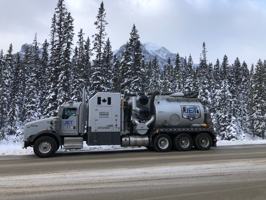 Jet Hydrovac | Bay P 7803, 35 St SE, Calgary, AB T2C 1V3, Canada | Phone: (403) 710-1255