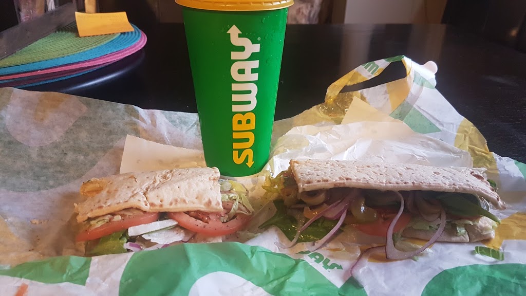 Subway | 645 Hurontario St, Collingwood, ON L9Y 2N6, Canada | Phone: (705) 443-4343