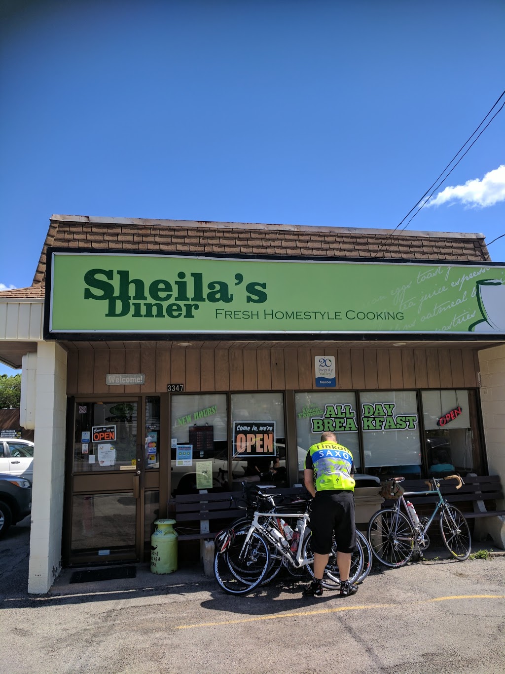 Sheilas Diner | 3347 King St, Vineland, ON L0R 2C0, Canada | Phone: (905) 562-7900