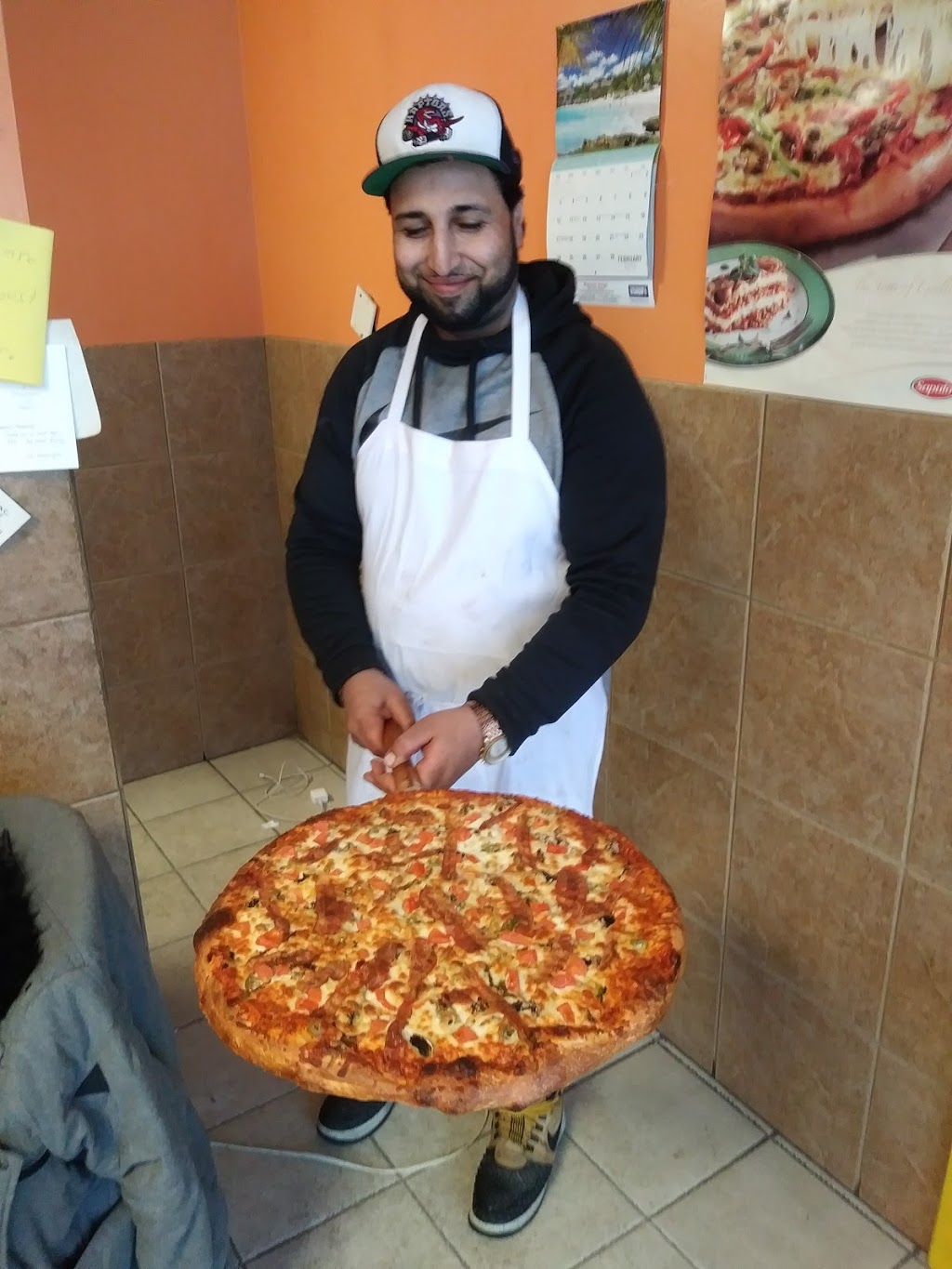 Pizza Mia | 8154 Jeanne DArc Blvd N, Orléans, ON K1E 2H5, Canada | Phone: (613) 834-1110