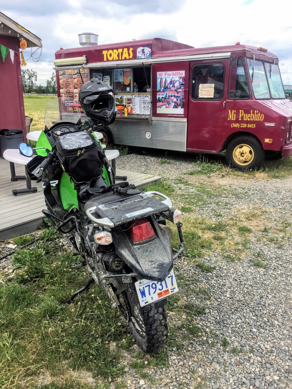 Mi Pueblito Food Truck | Lynden, WA 98264, USA | Phone: (360) 220-8415