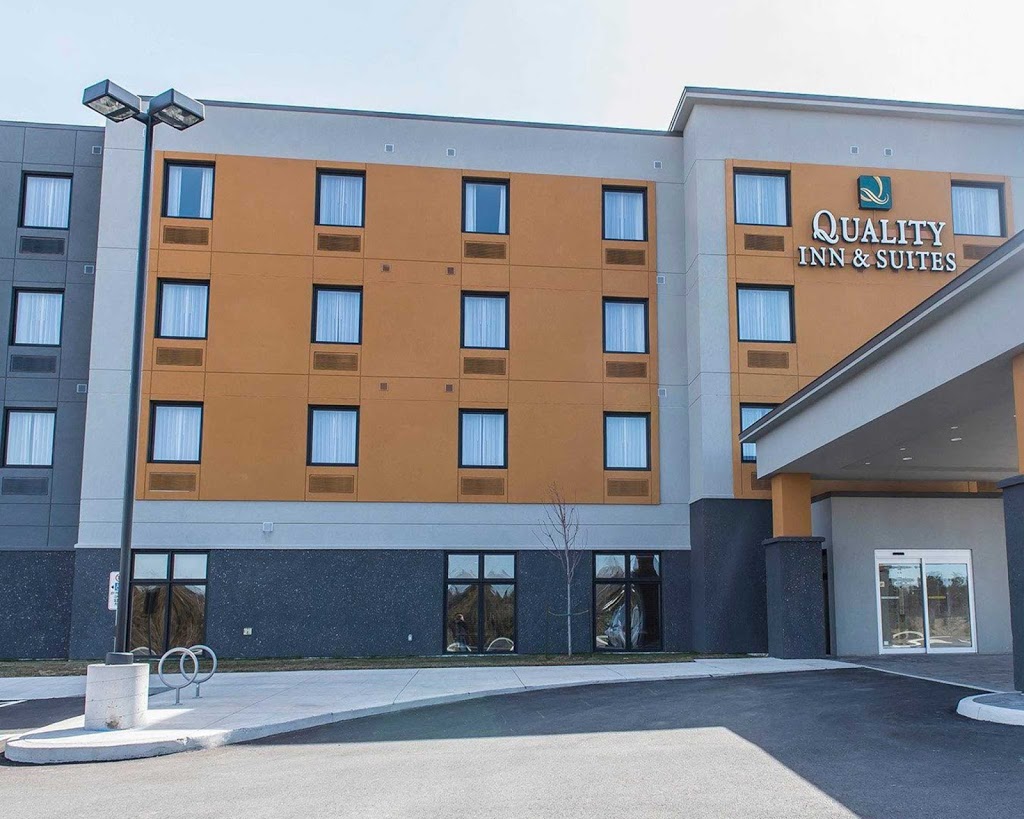 Quality Inn & Suites | 1530 Robinson Court, Kingston, ON K7P 0K4, Canada | Phone: (613) 389-9998