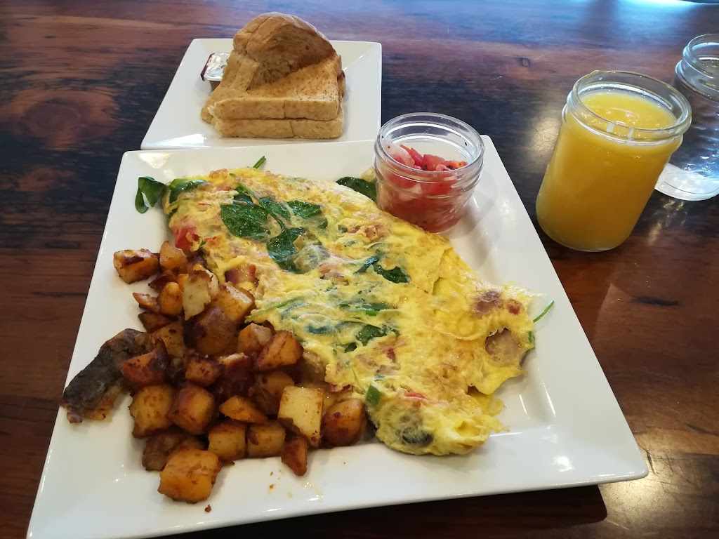 Brick Farm Breakfast | 2116 Danforth Ave, Toronto, ON M4C 1J9, Canada | Phone: (416) 421-0797