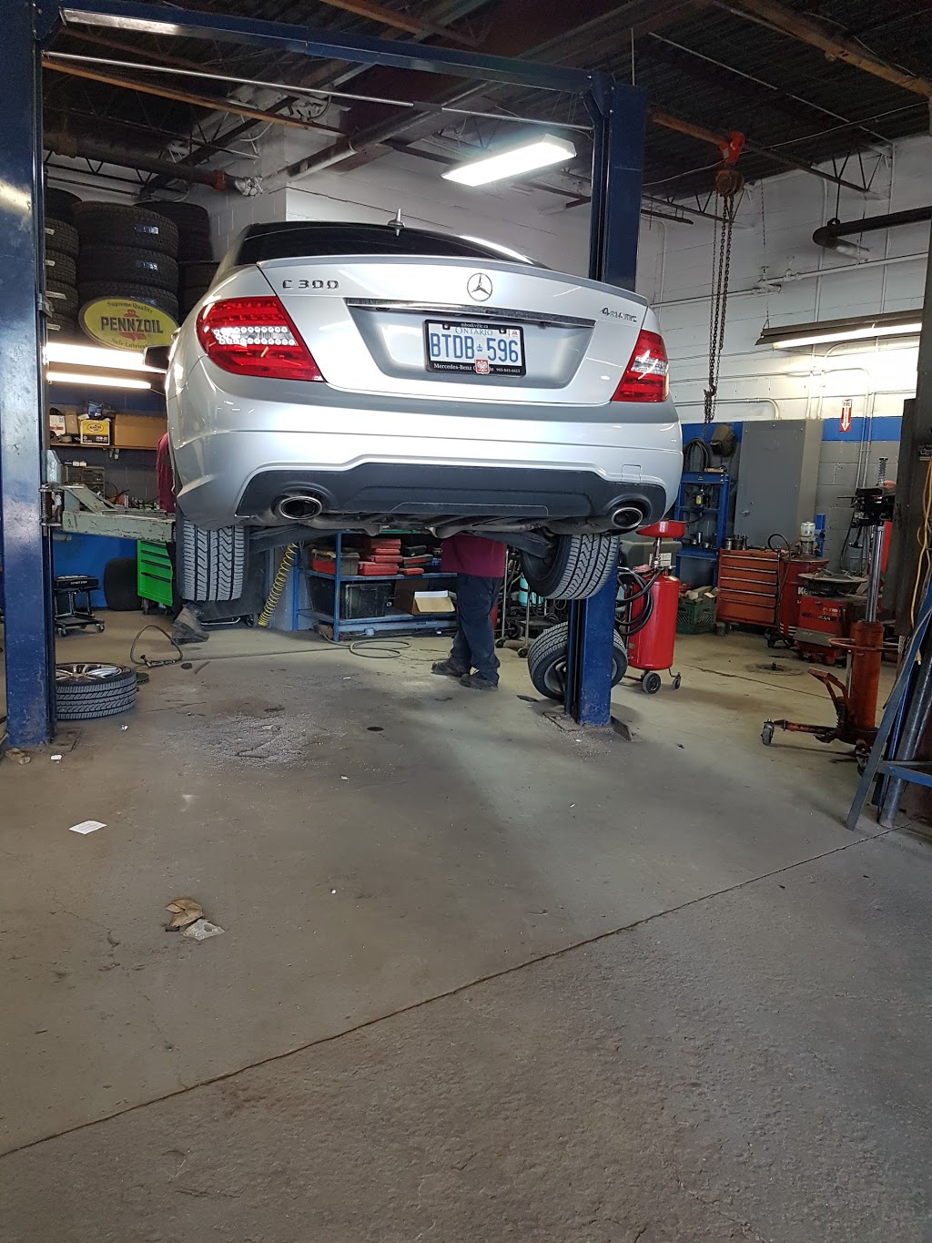 Triple Service Tire Centre | 3300 Mavis Rd, Mississauga, ON L5C 1T8, Canada | Phone: (905) 275-3151