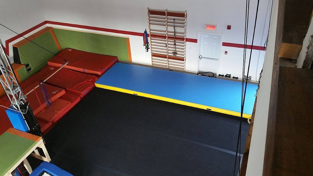 School Sports Acrobatique Inc | 2694 Bd Talbot #104, Stoneham-et-Tewkesbury, QC G3C 1J5, Canada | Phone: (418) 955-6668