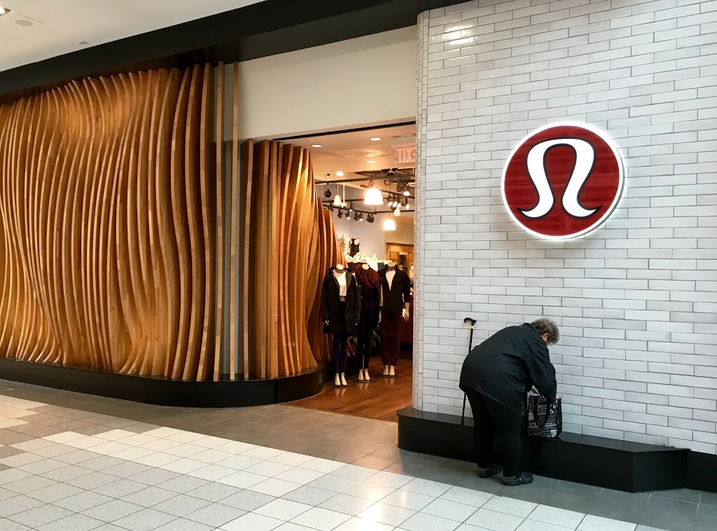 lululemon | 900 Maple Avenue Space A13A, Burlington, ON L7S 2J8, Canada | Phone: (905) 634-3106