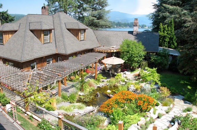 MoonDance Inn Bed & Breakfast | 4737 Cable St, Bellingham, WA 98229, USA | Phone: (360) 647-2997