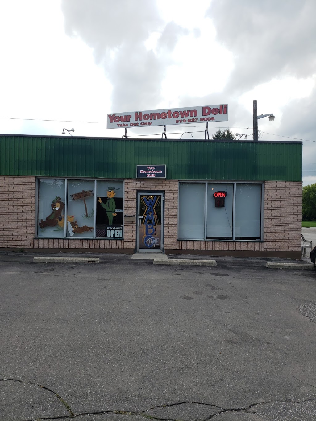 Your Hometown Deli | 1542 Dufferin Ave, Wallaceburg, ON N8A 2W9, Canada | Phone: (519) 627-0808